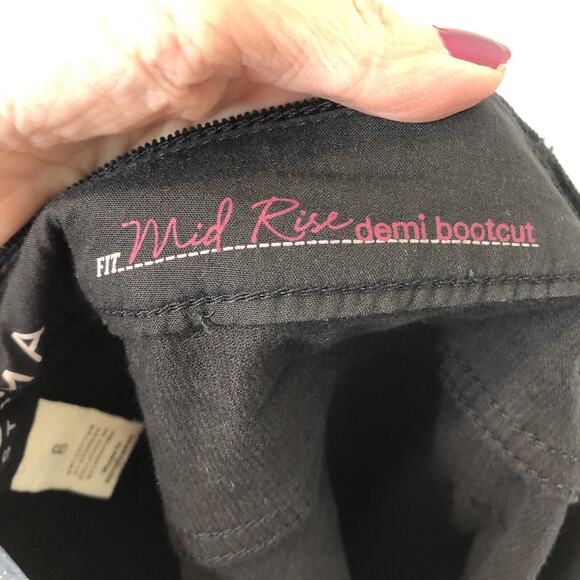 Sonoma NWT Women's Mid Rise Demi Bootcut Black Corduroy Pants Size 8 - Picture 10 of 10